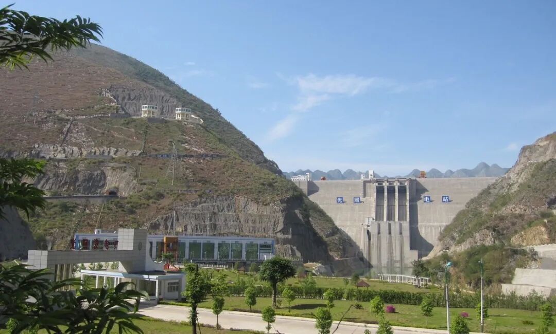 【狭径辨微 精准不怠】星瑞达光照电站廊道自动化监测项目全解析